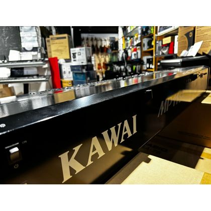 KAWAI MP11SE Pianoforte da palco ( usato )